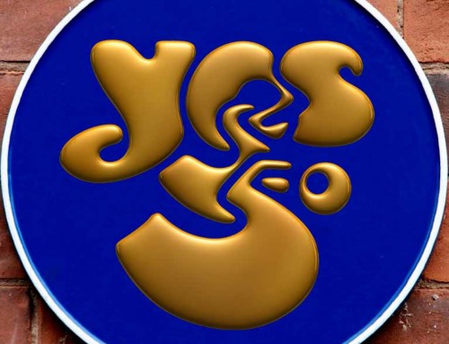 BLUE PLAQUE TO BE UNVEILED AT 184 SHAFTESBURY AVENUE, LONDON.